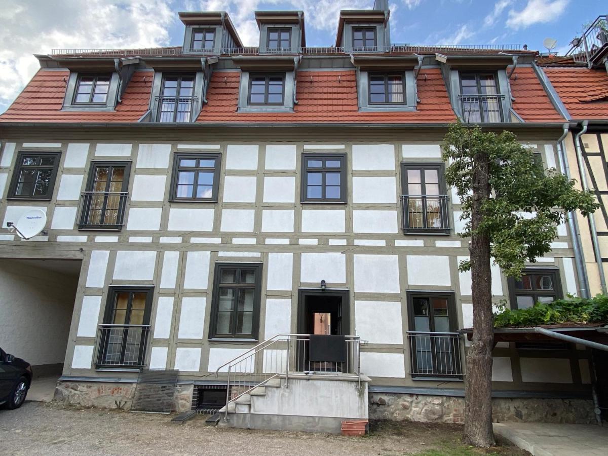 Hotel Waren-Alte Warener Zeitung Buitenkant foto