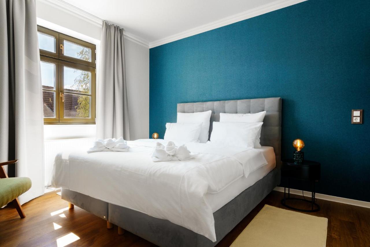 Hotel Waren-Alte Warener Zeitung Buitenkant foto