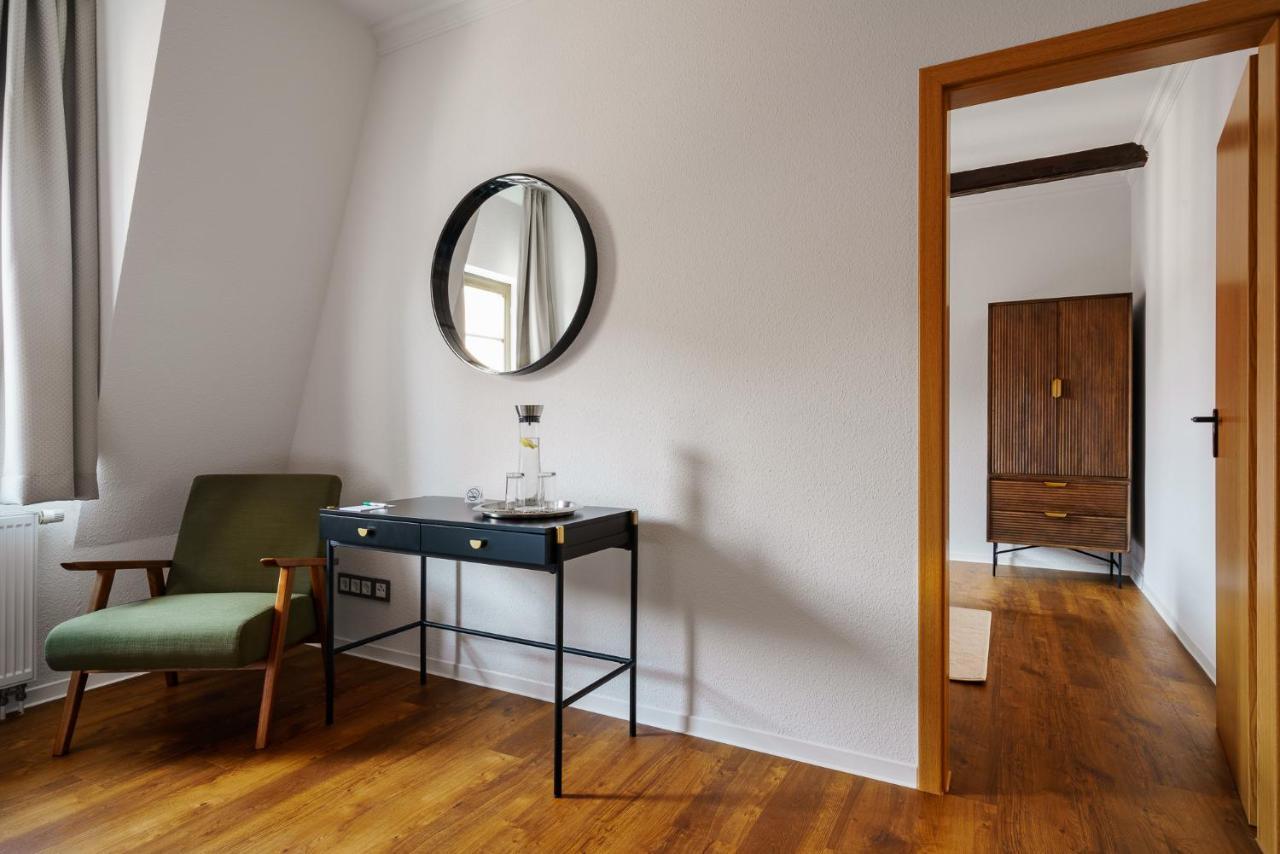 Hotel Waren-Alte Warener Zeitung Buitenkant foto